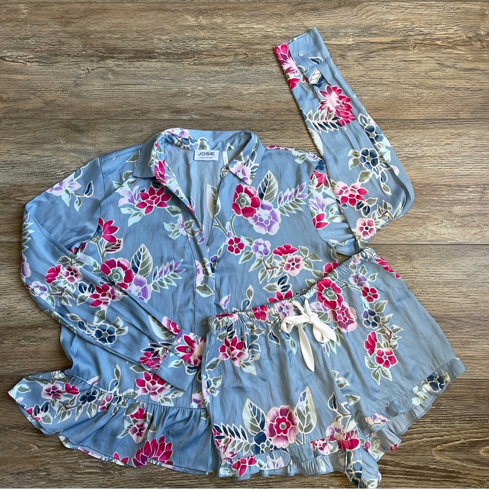 Natori Josie 2 piece set Size XS Sleepwear or Seperates